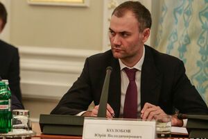 Колобов сейчас живет в испанском городе Аликанте