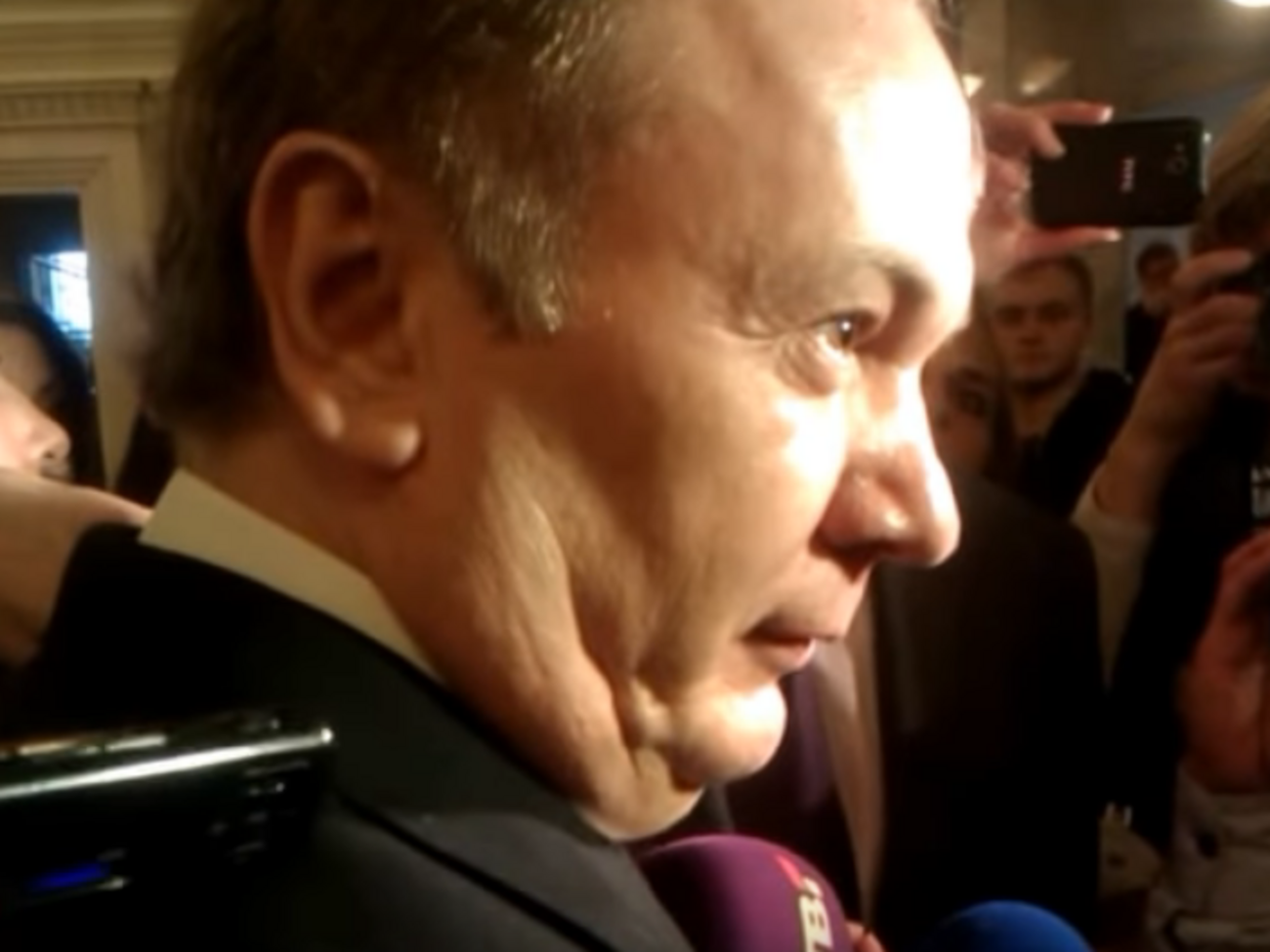 Гроші Іванющенка Швейцарія заморозила в січні 2015 року