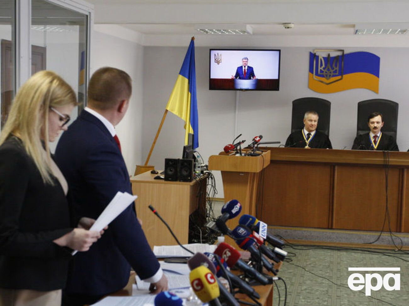 22 февраля суд продолжает рассматривать дело Януковича по сути