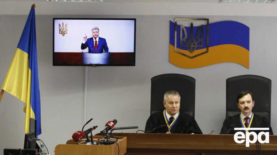Порошенка допитали 21 лютого