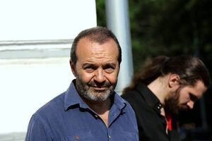 Шендерович: Одна надежда на Путина, но он на бюллетене. Даже не знаю, что делать