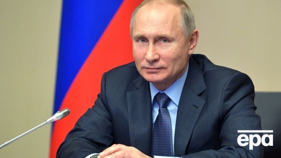 По данным движения "Голос", голоса за Путина собирали имеющие госфинансирование "Волонтеры победы"