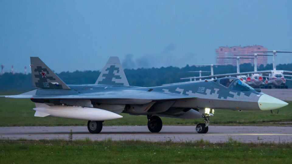 На авиабазу Хмеймим перебросили два Су-57