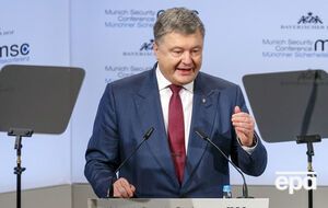 Порошенко: Важно, чтобы вы имели возможность учиться даже в сельской школе