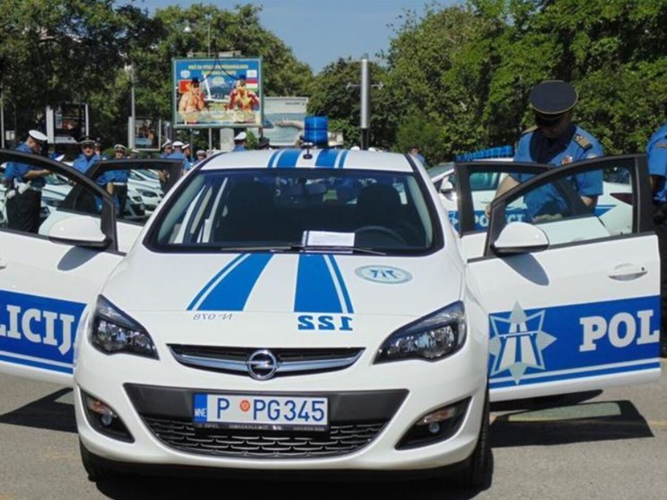 Полиция Черногории выясняет мотивы погибшего