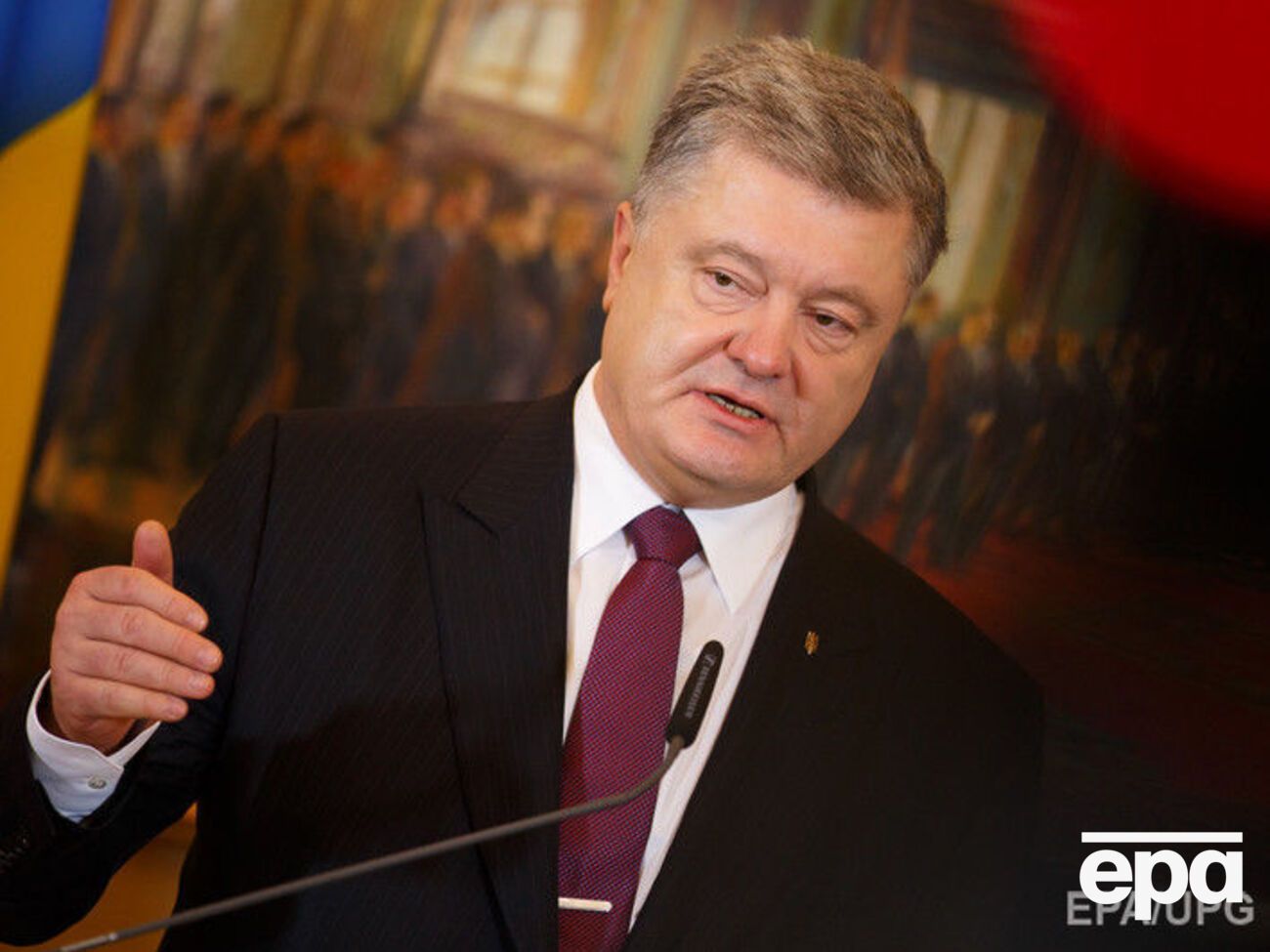 Порошенко: Ми все будемо робити, щоб молодим ученим, якщо у них є талант і бажання займатися наукою, створити для цього максимальні умови