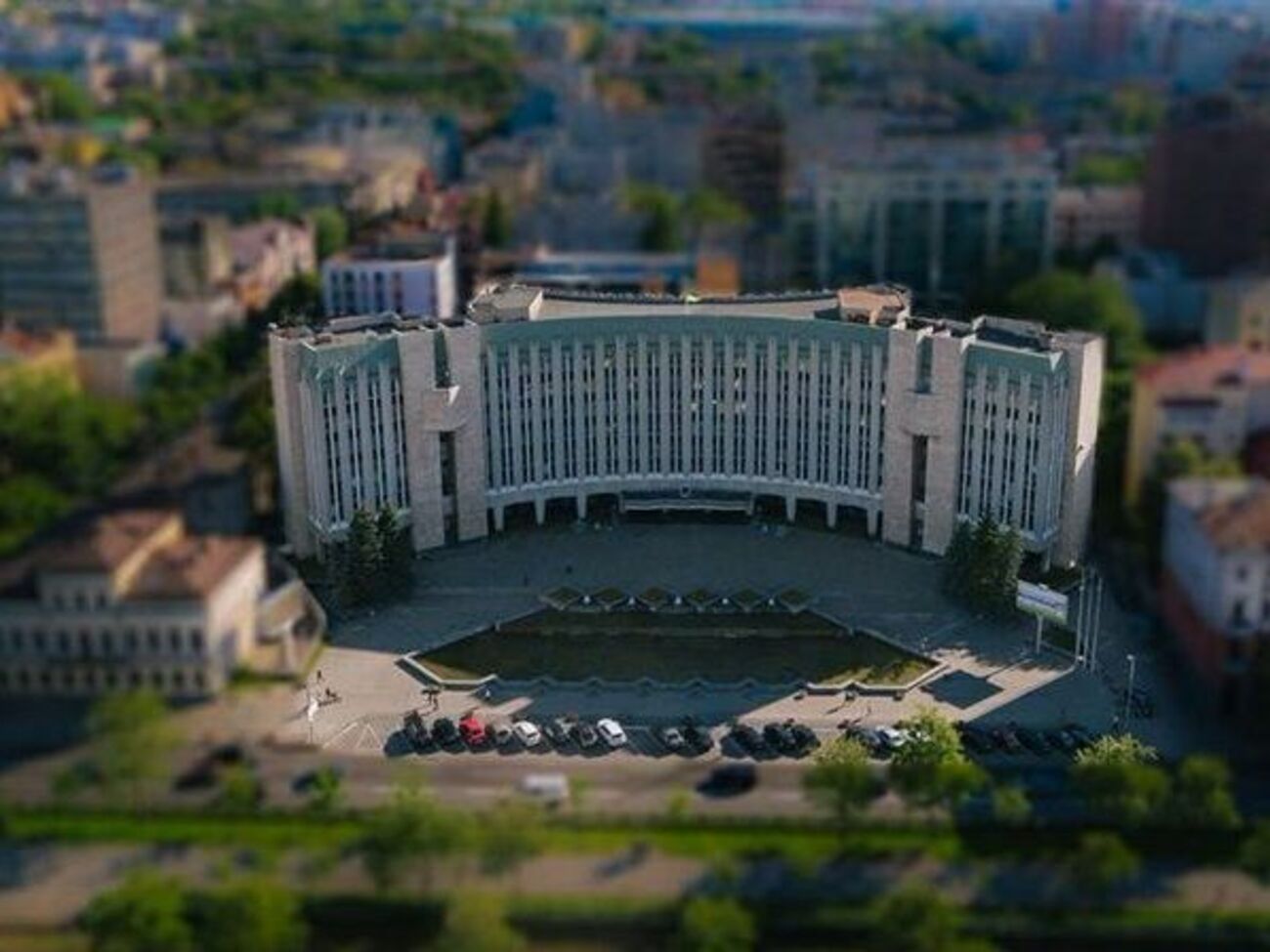 Депутаты горсовета голосовали за переименование уже второй раз