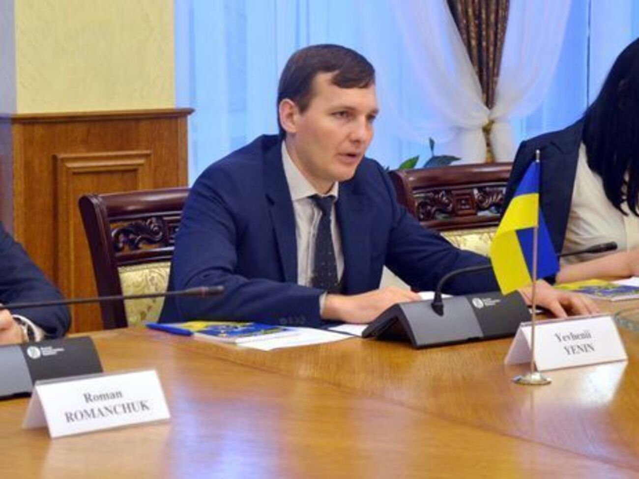 Енин сообщил, что Колобова в Испании допросили украинские прокуроры