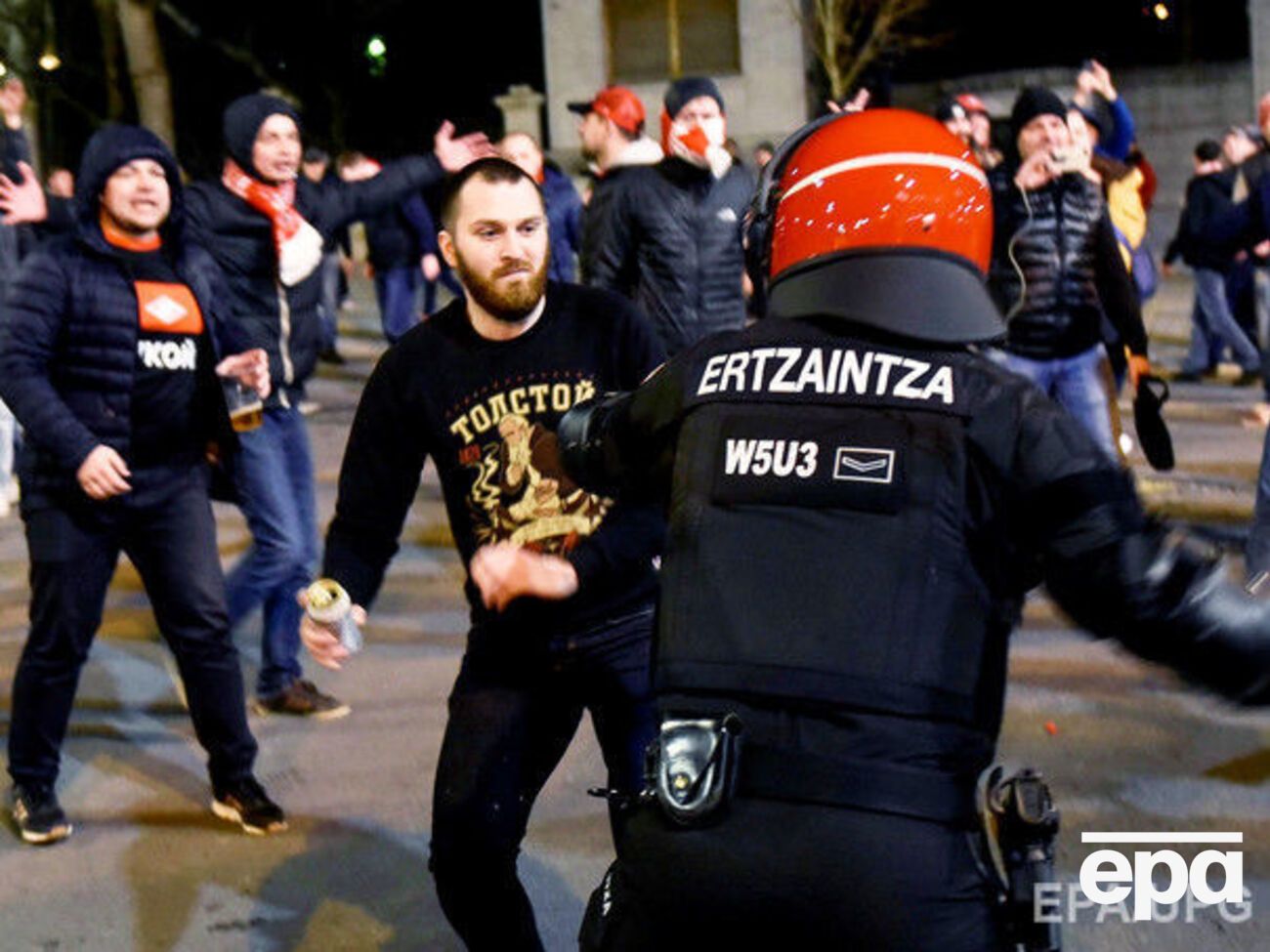 В Бильбао произошла масштабная драка фанатов