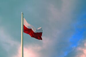 Зараз закон про Інститут національної пам'яті у Конституційному суді Польщі
