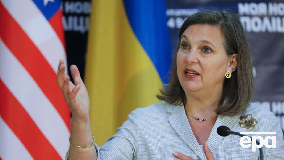Нуланд порівняла "кремлівську доповідь" із "телефонним довідником російського уряду"