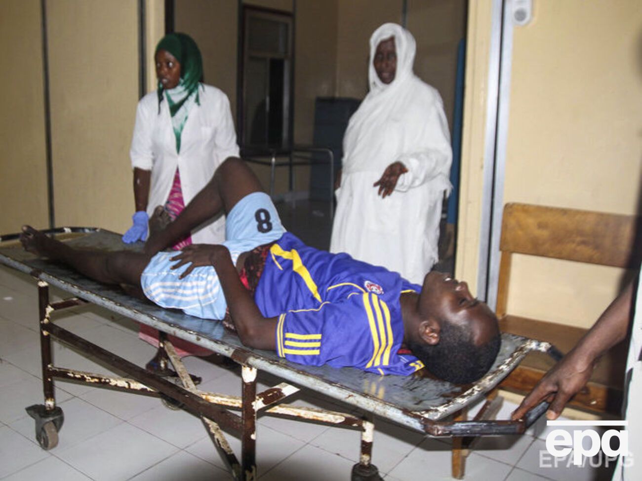 Из-за терактов у резиденции президента Сомали пострадали 20 человек