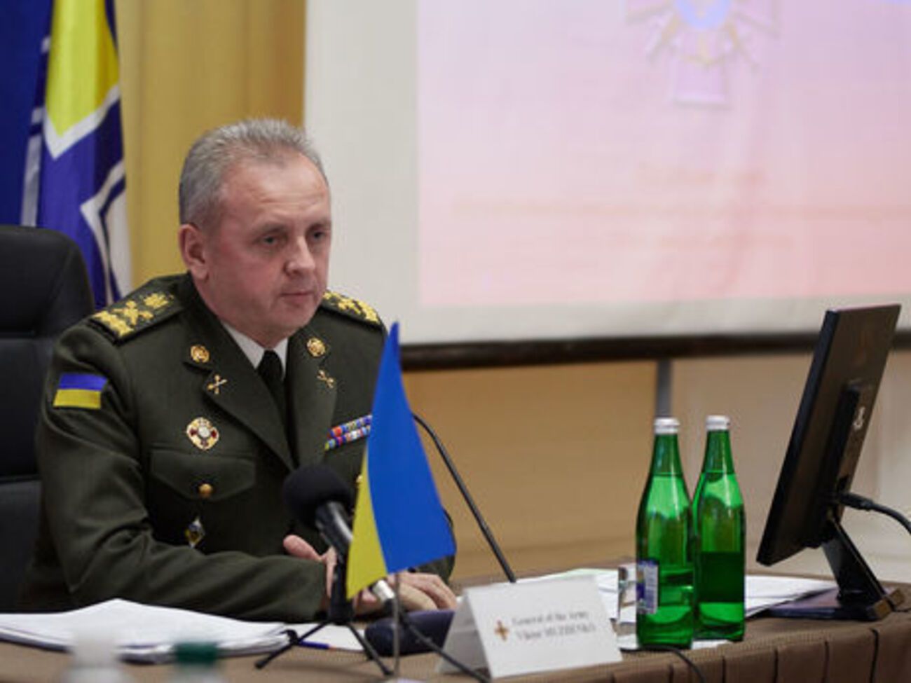 Муженко о поставках комплексов Javelin:&nbsp;Это достаточно мощный политический сигнал для других стран и достаточно мощный политический сигнал для украинского общества, что мы не одни