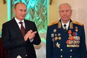 Язов був членом ДКНС під час путчу в СРСР 1991 року