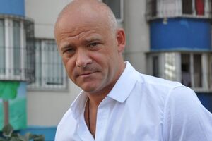 Суд оставил в силе меру пресечения Геннадию Труханову