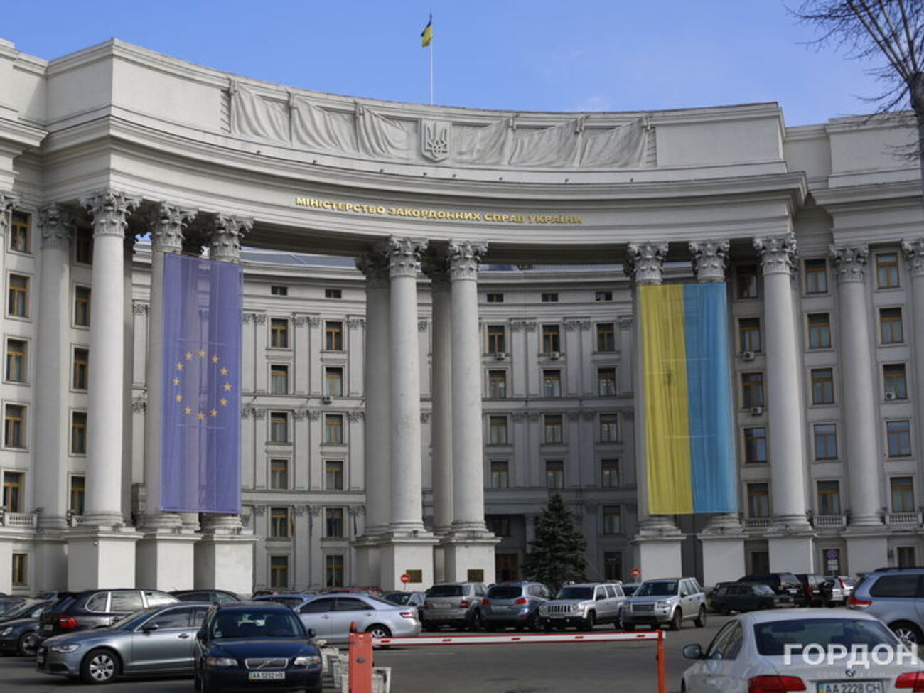 МЗС України засудило інцидент в Ужгороді