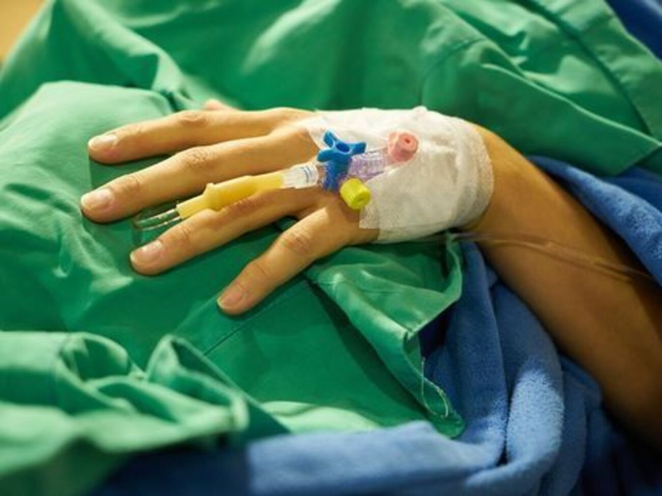 Госпіталізовано 3945 хворих