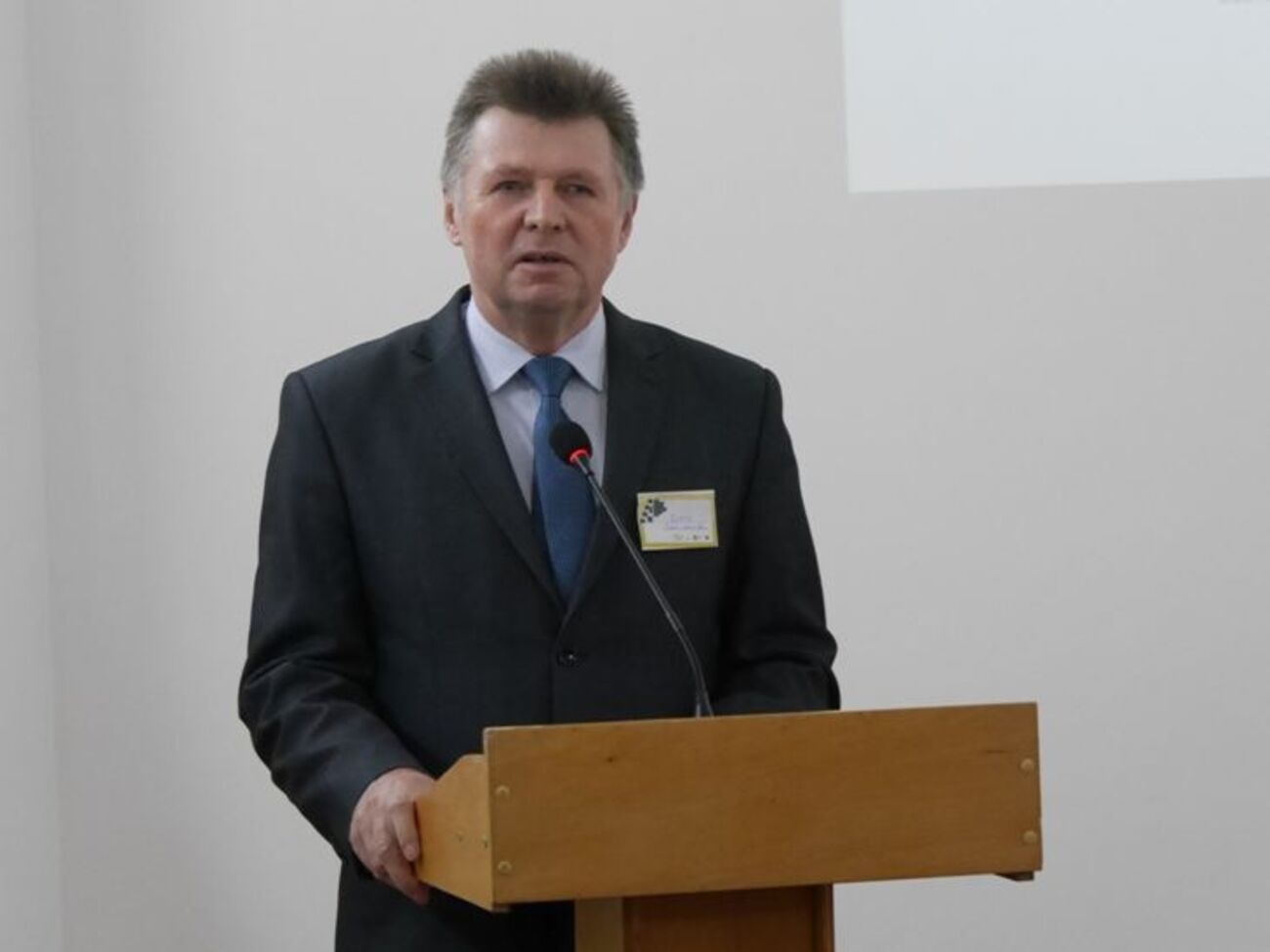 Борто повідомив, що 80% усього, що було в центрі, знищено