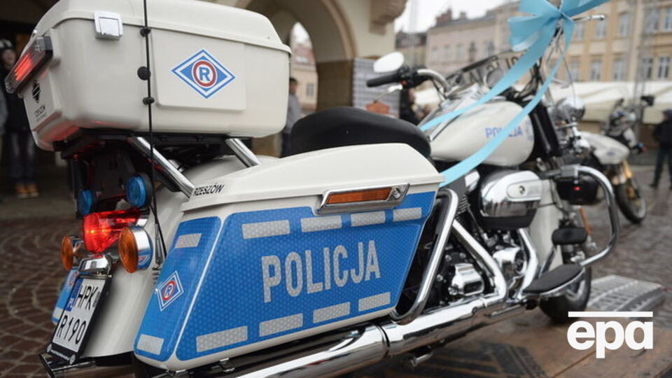 За нападение на полицейских восьми подозреваемым грозит до 10 лет тюрьмы