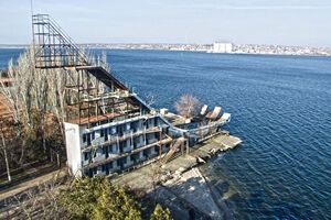 Тренеры и местные активисты хотят восстановить николаевскую спортбазу "Спартак" и вышку для фристайла