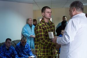 Порошенко побував у Центральному госпіталі Міністерства внутрішніх справ