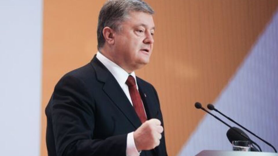 Порошенко: На початку січня я своїх обов'язків нікому не передоручав