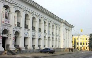 Киевский апелляционный хозяйственный суд вернул государству здание Гостиного двора