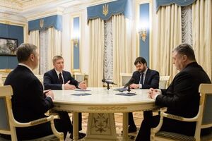 Порошенко зустрівся з керівництвом НАК "Нафтогаз"