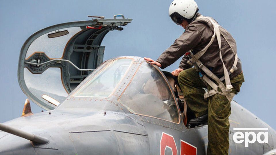 Минобороны РФ сообщило о гибели пилота Су-25