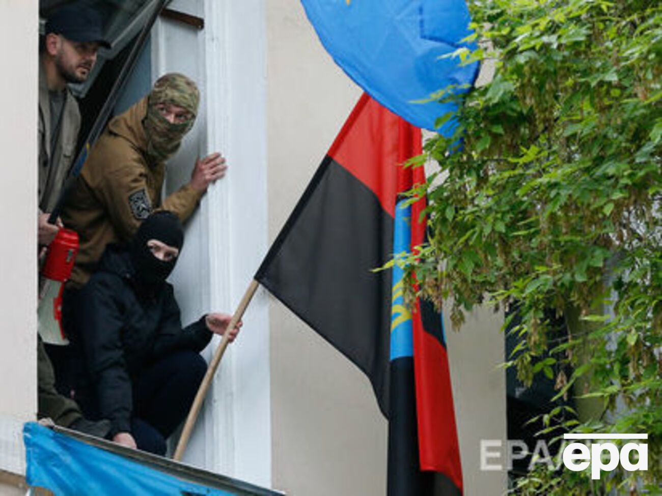 "Свобода" зарегистрировала проект решения об обязательном поднятии флага ОУН в Киеве