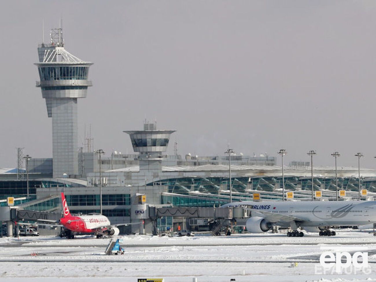 Уникнути зіткнення вдалося завдяки реакції пілотів