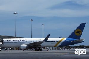 Літак МАУ благополучно сів у Тбілісі