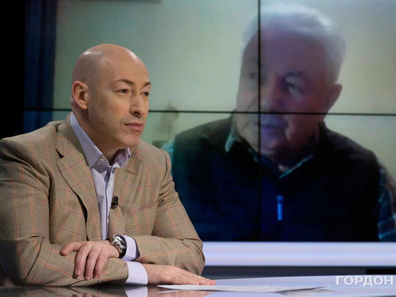 Войнович: Бажаю, щоб Україна прискорила свій шлях до Європи, у тому напрямку, куди вона пішла. І сподіваюся, що Росія теж незабаром стане на цей шлях і розум візьме гору