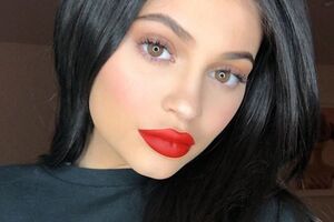 Дженнер – сестра светской львицы Ким Кардашян