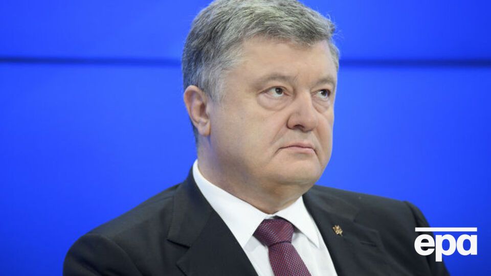 Порошенко ввів у дію рішення РНБО про проект закону про нацбезпеку України