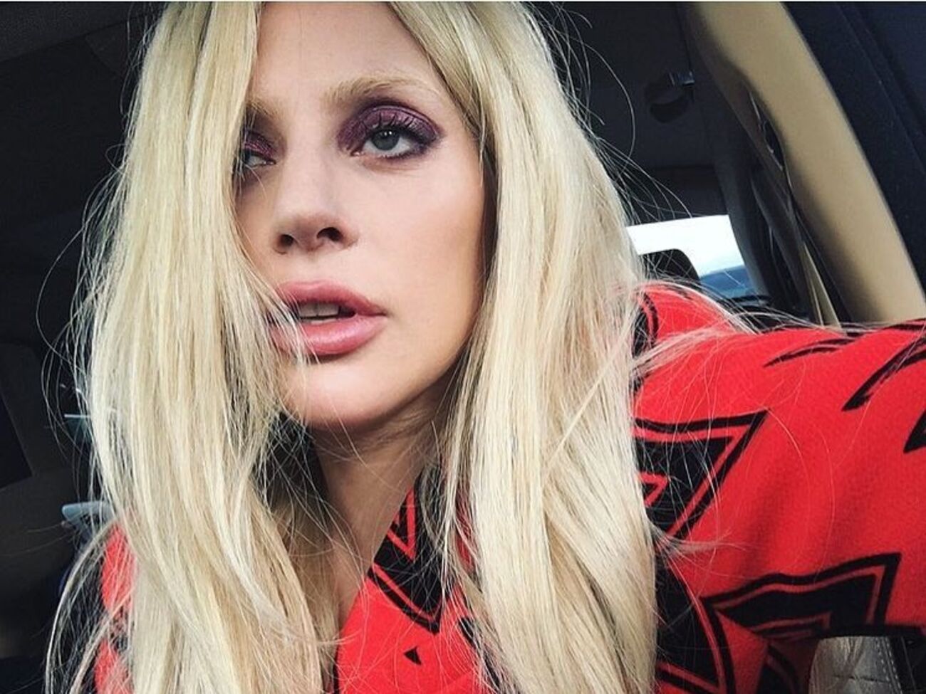 Леді Гага фізично не може виступати