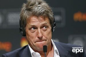 Актер намерен передать полученную сумму общественной организации Hacked Off