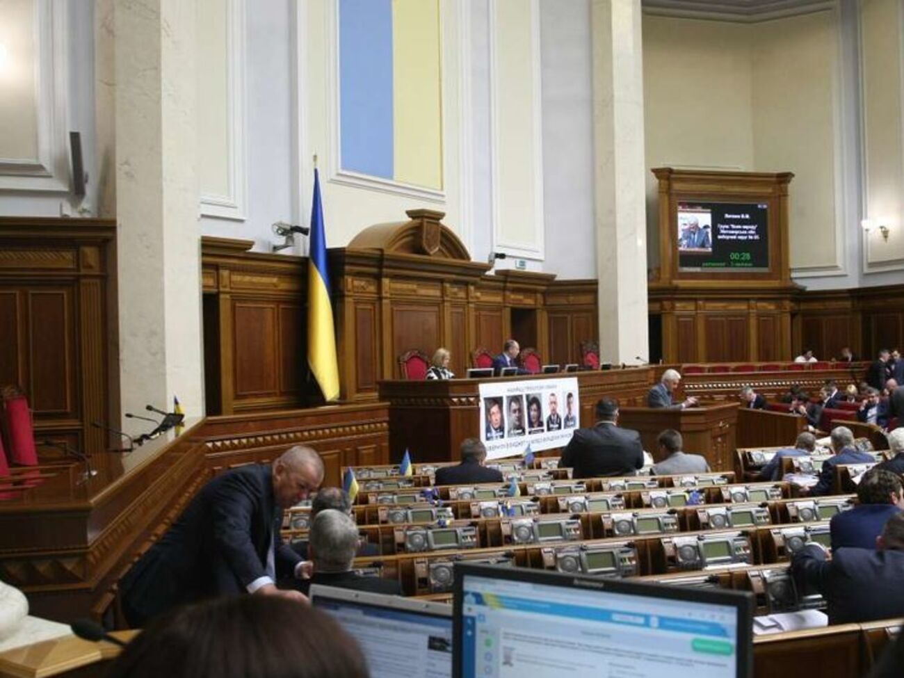 В парламенте зарегистрировали проект постановления о российских выборах