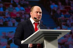 В декларации Каплина родственники не указаны