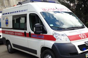 Хвору перевезли з райцентру в обласну інфекційну лікарню