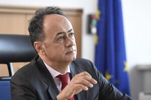 Мингарелли отметил необходимость принятия антикоррупционного закона