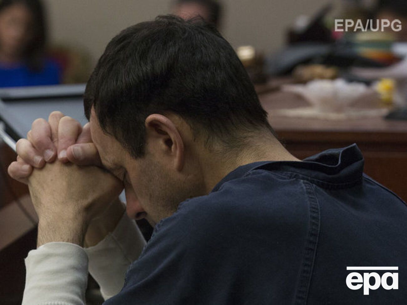 Нассар был арестован в декабре 2016 года в рамках федерального расследования по распространению детской порнографии