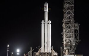 Falcon Heavy готова к старту
