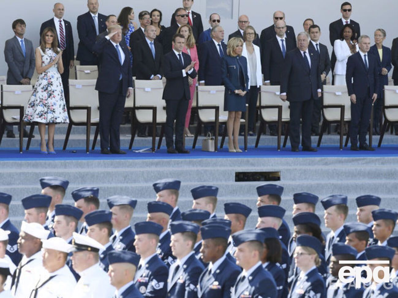 Мысль о проведении парада у Трампа появилась после посещения Парижа летом 2017 года