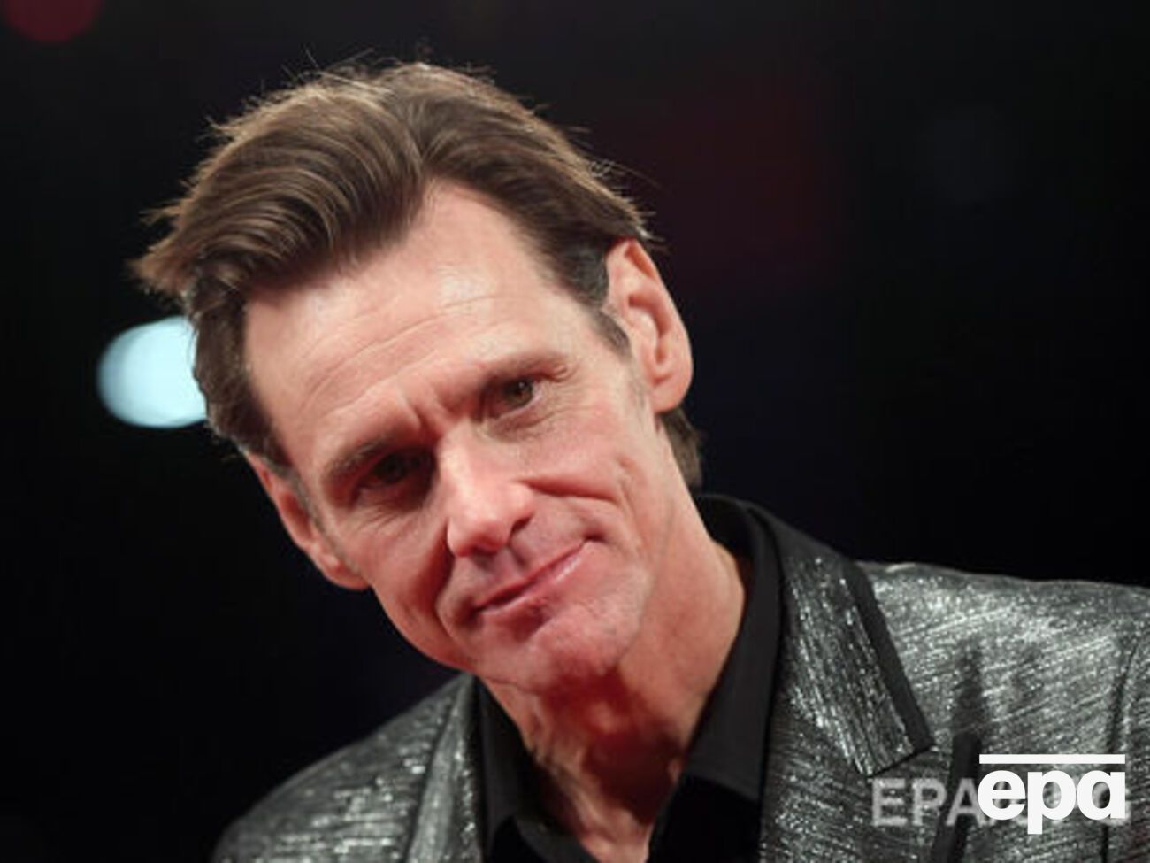 Керри:&nbsp;Я продаю свои акции в Facebook и удаляю страницу