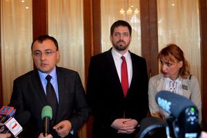 7 февраля в Ужгороде прошла встреча замглавы МИД Украины Боднара и заместителя министра внешней экономики и иностранных дел Венгрии Левенте Модера