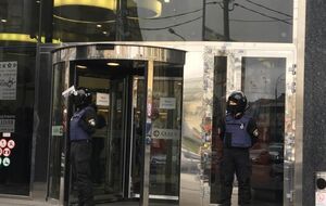 Главред пишет, что силовики не пускают журналистов на работу