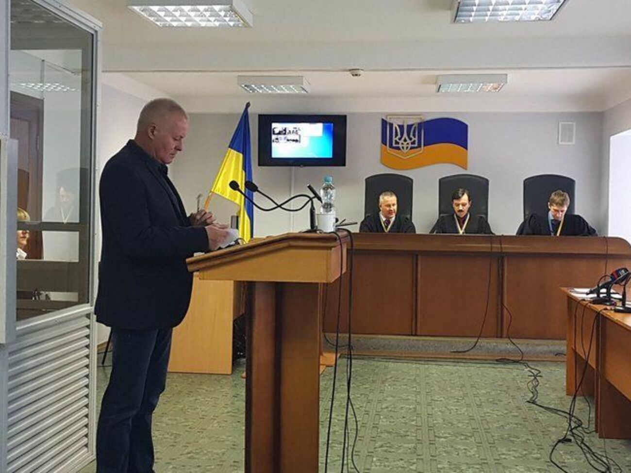Замана прибыл в суд
