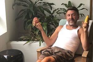 Шнуров: В планах рестораны и кутеж