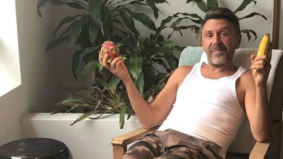 Шнуров: В планах рестораны и кутеж